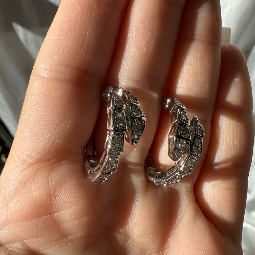 New! Women serpenti serpent snake viper spiral Hoop Earrings with Clear zircon - Picture 3 of 8